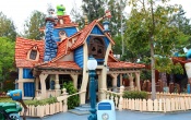 Disneyland Goofy House