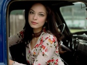 Kristin Kreuk Wallpaper
