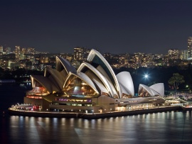 Sydney Opera House (click to view)