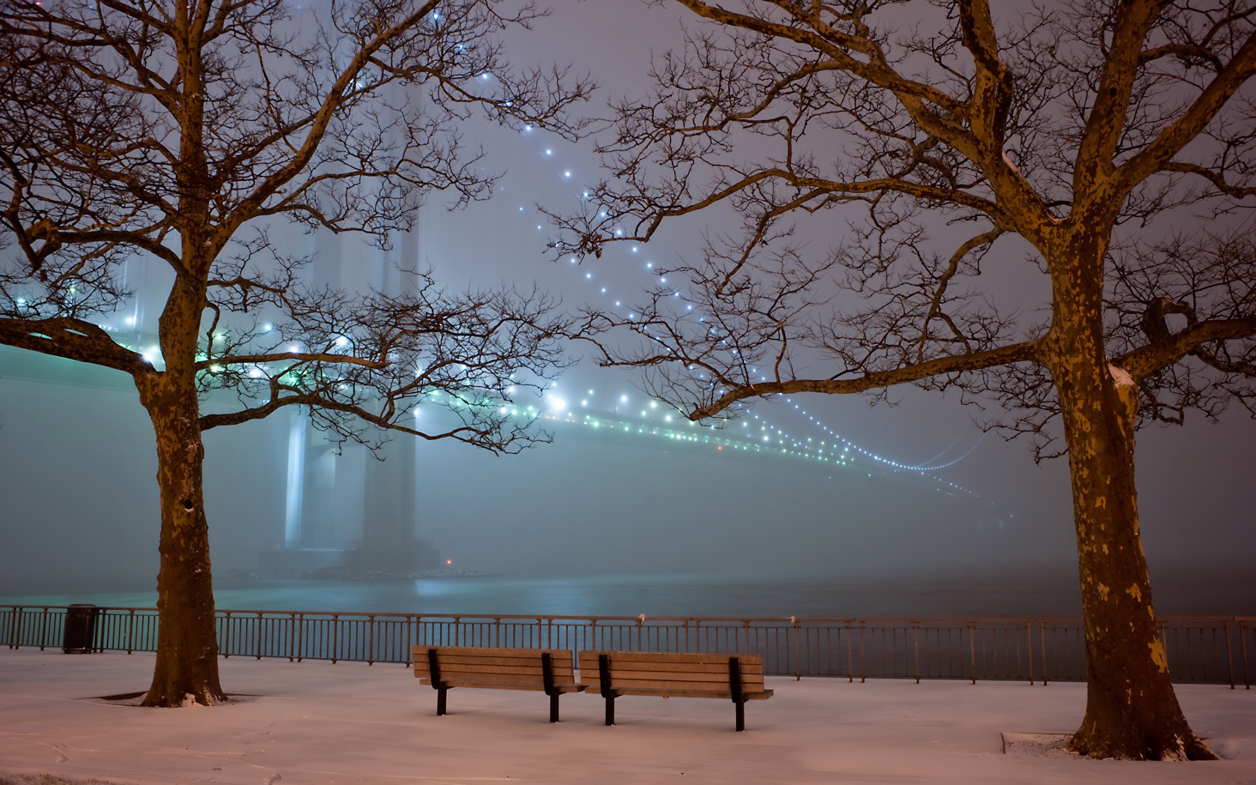 Bridge in Winter Fog Wallpaper